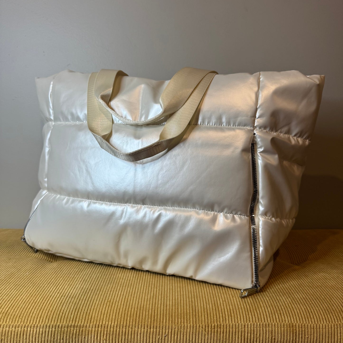 Abby - Puffer Tote - PREORDER